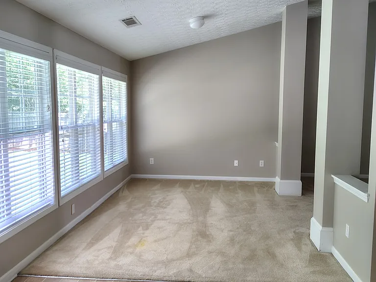 1418 Dulwich Ct — Photo 7