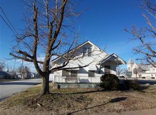 202 E Crawford St, Mount Vernon, MO 65712