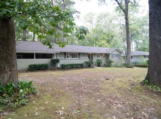 5535 Hartsdale Dr, Jackson, MS 39211