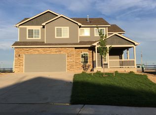 1037 Cherrybrook Dr, Windsor, CO 80550