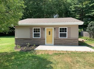 810 Bluewater Dr, Monticello, IN 47960