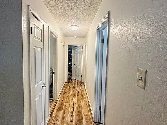 5th image of 1696 Donna Drive