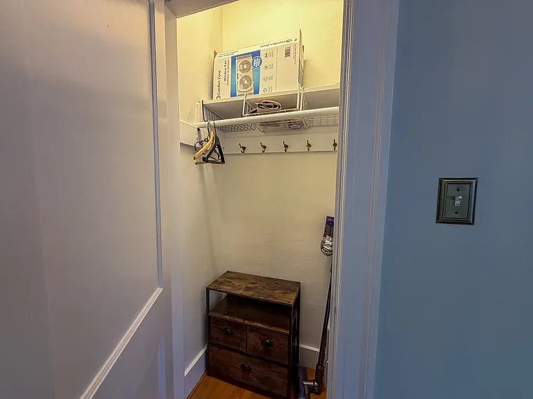 569 Franklin St #6 — Photo 18