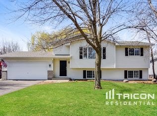 407 Wagon Wheel Cir, Buffalo, MN 55313