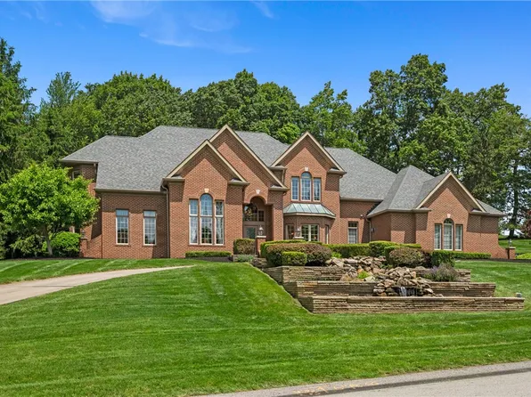 532 Salem Heights Dr, Gibsonia, PA 15044