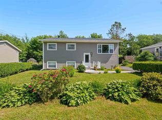 10 Parkmoor Ave, Halifax, NS B3R1B4