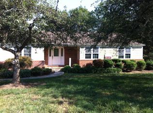 9700 Cinnamon Creek Dr, Vienna, VA 22182