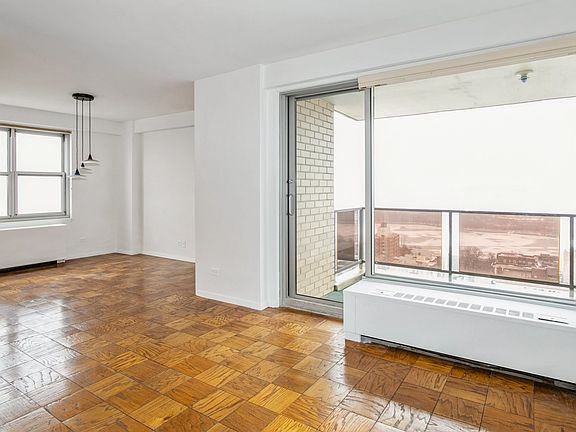 5th image of 110-11 Queens Blvd APT 24H