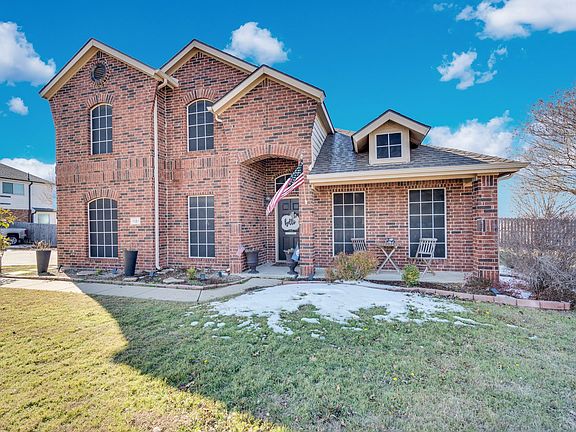 3rd image of 1121 Meghann Ln