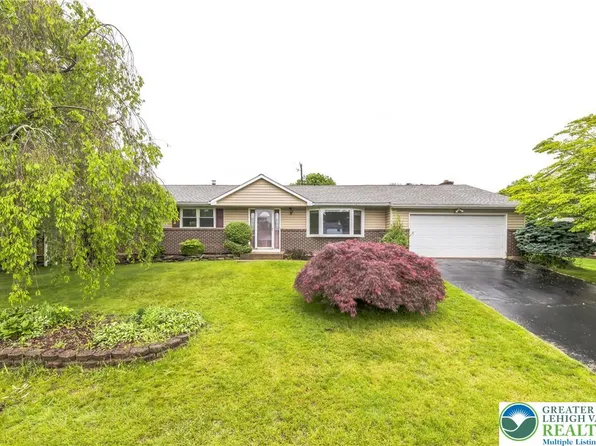 7557 Violet Cir, Macungie, PA 18062