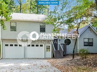8050 Sumit Wood Dr NW, Kennesaw, GA 30152
