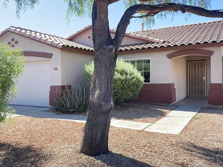 7381 W Palo Verde Dr — Photo 1