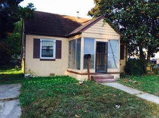 216 S Old Church St, Petersburg, VA 23803