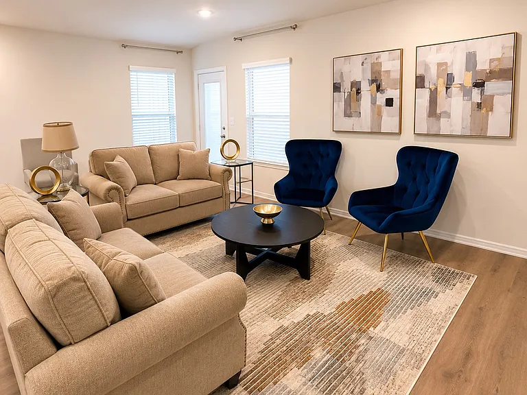 1320 Stuarts Forest Dr — Photo 3