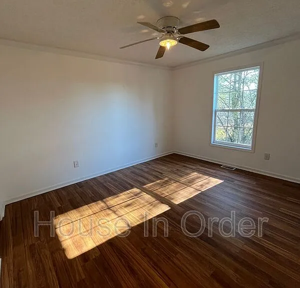 40 Wildwood Park — Photo 13