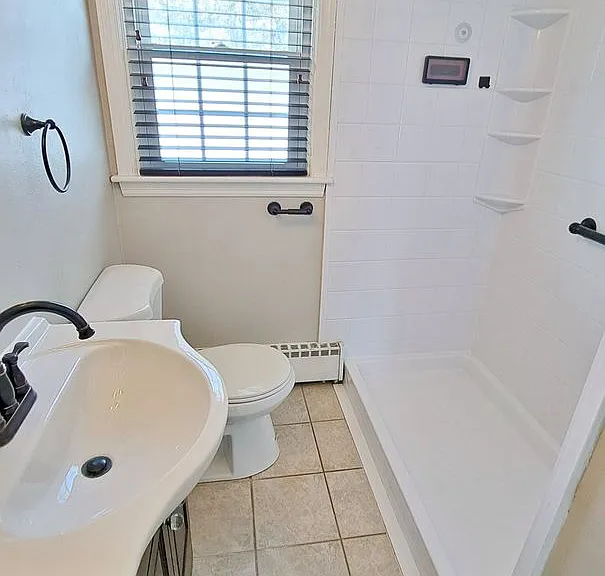 1170 Westminster Ave — Photo 24