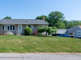 416 Peacock Walk, Jackson, MI 49202