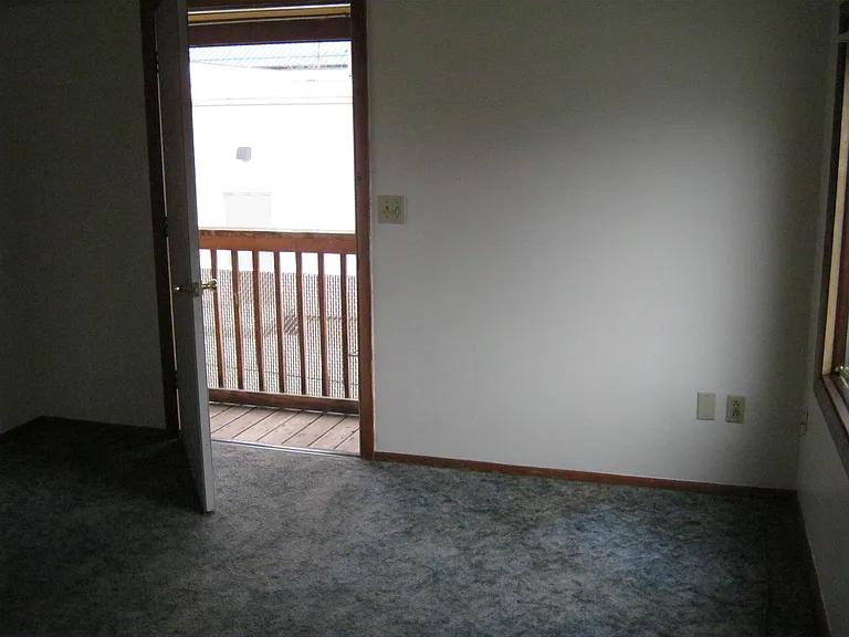519.5 S Almon St #D — Photo 10