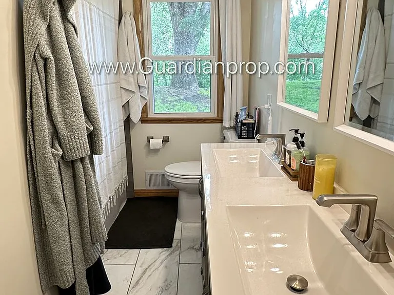 3050 Glenden Ter — Photo 15