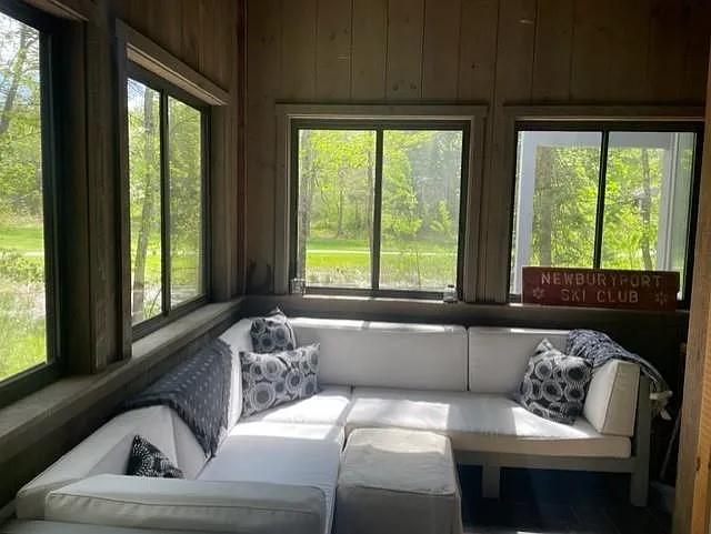 10 Fairway Dr — Photo 3