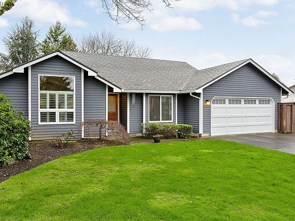 3rd image of 14903 SE Greenpark Cir