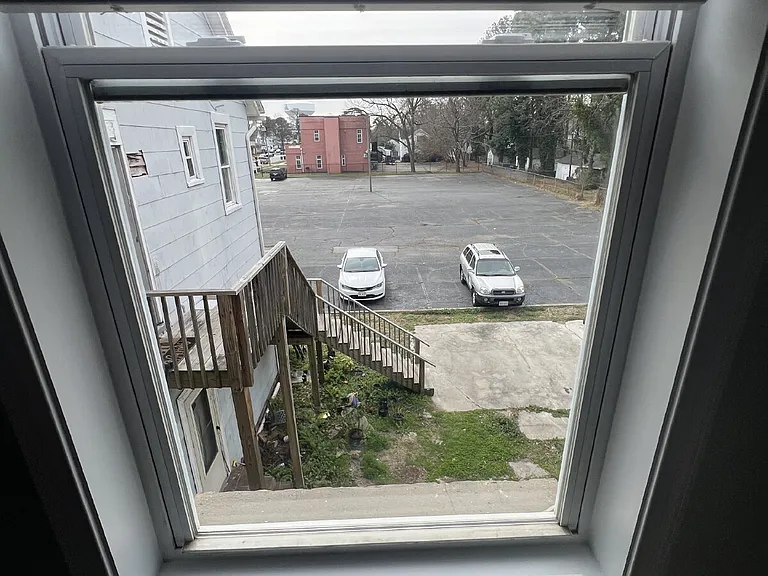 2711 Detroit St #4 — Photo 13