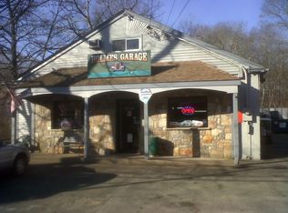 215 Alton Bradford Rd, Bradford, RI 02808