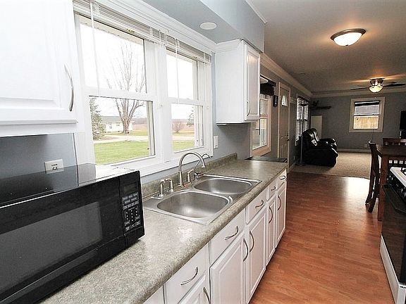 5th image of 2039 Eagle Dr