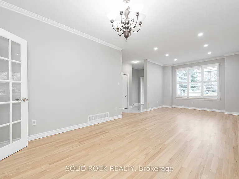 55 Gleeson Way W — Photo 8