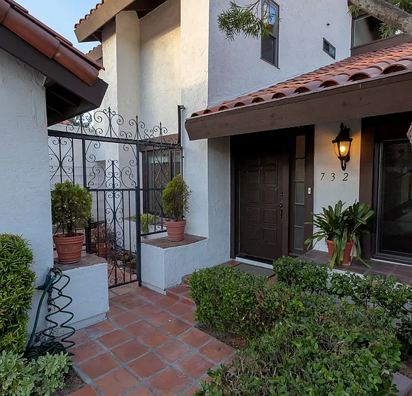 732 Camino Santa Barbara #1 — Photo 2