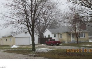 7291 Poore Rd, Conneaut, OH 44030