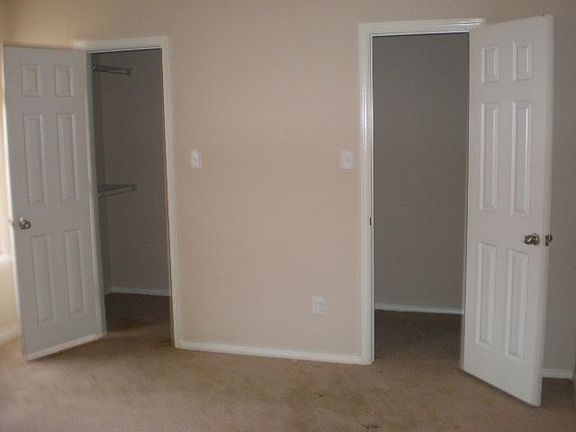 5th image of 1918 Scarlet Oak Dr