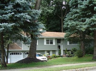 9 Deer Path, Long Valley, NJ 07853