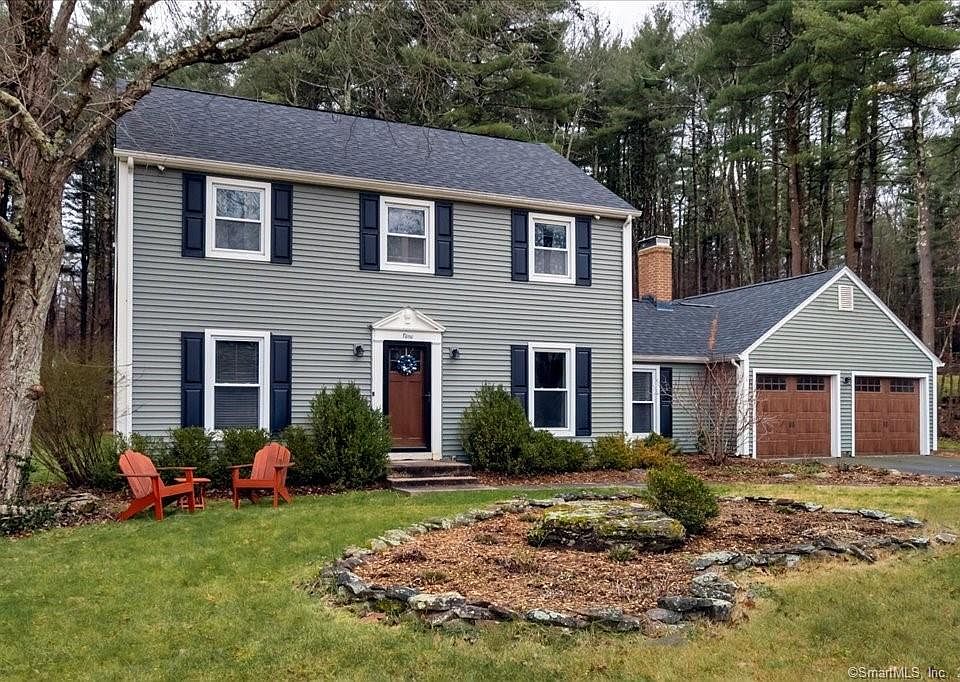 1st image of 9 Lexington Drive