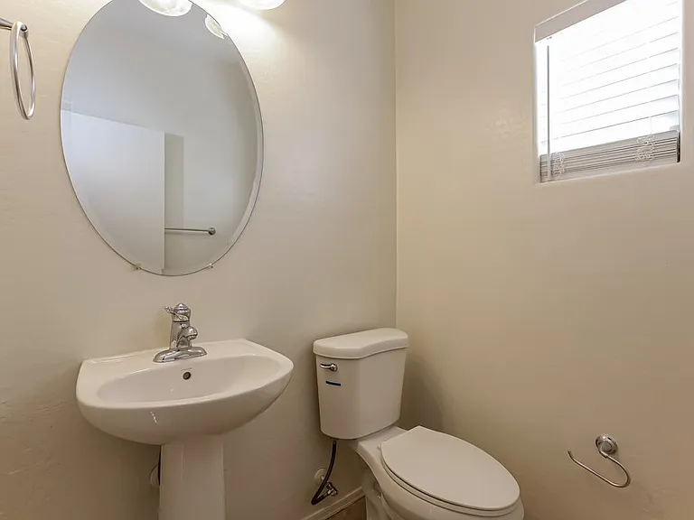 8423 W Vernon Ave #113 — Photo 15