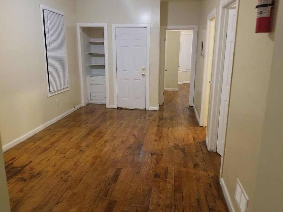 1st image of 128 S 13th St Floor 1