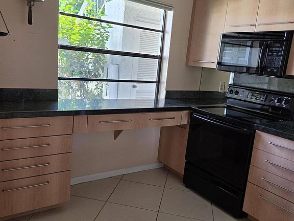 2nd image of 21500 Cypress Hammock Drive #38e