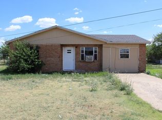 603 SW 5th St, Tulia, TX 79088