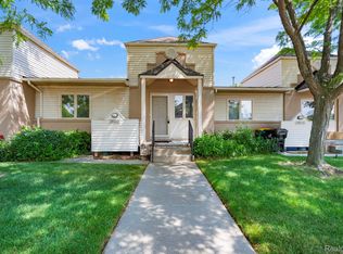 29680 Olympia Ct, Farmington, MI 48336