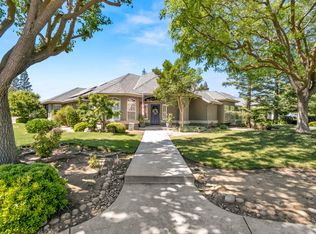 2690 Joshua Ave, Clovis, CA