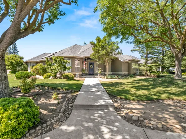 2690 Joshua Ave, Clovis, CA 93611