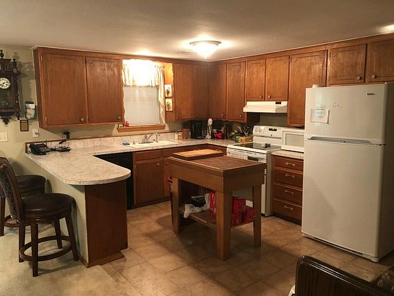 5th image of 641 72nd Ave SE