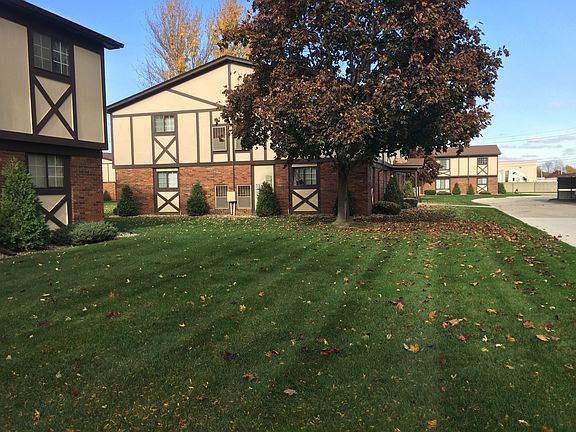 4th image of 20711 Edgewood St #3
