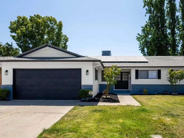 8809 Ensenada Dr, Stockton, CA 95210