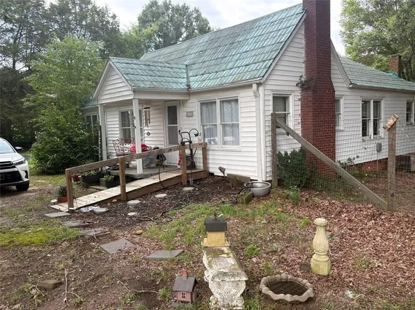 633 Cherry Hill Rd, Mocksville, NC 27028