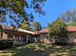 2826 Dilmore Rd, Cottondale, FL 32431