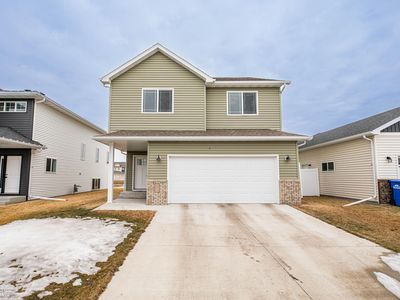 6612 Toronto Dr S, Fargo, ND, 58104