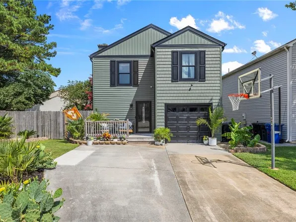 5352 Glenville Cir, Virginia Beach, VA 23464
