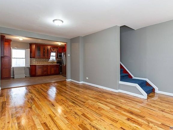 4th image of 11141 143rd St