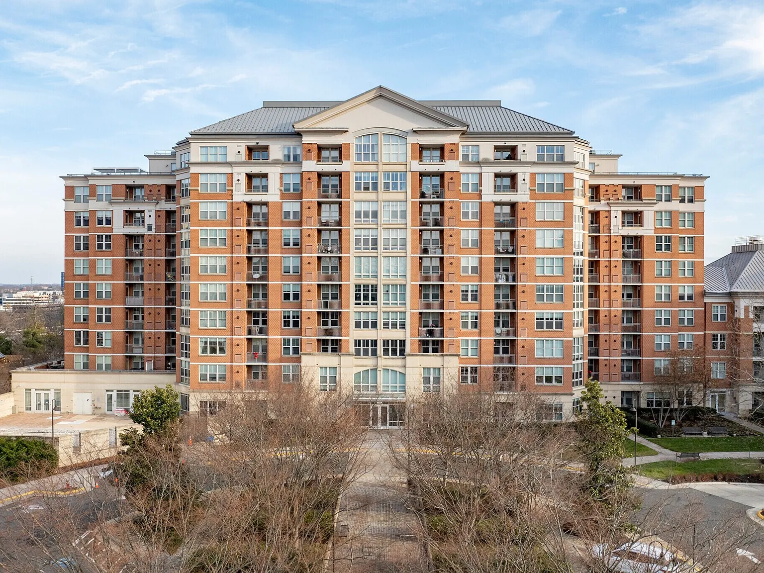 1 bed, 660 sqft, $2,200 — Photo 1